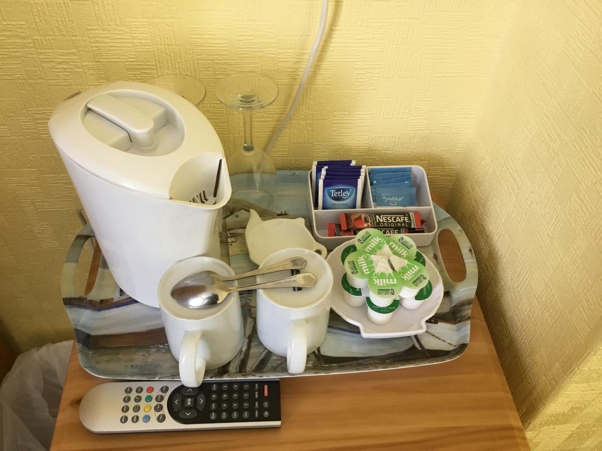 Cavendish House Bed & Breakfast Уеймут Екстериор снимка