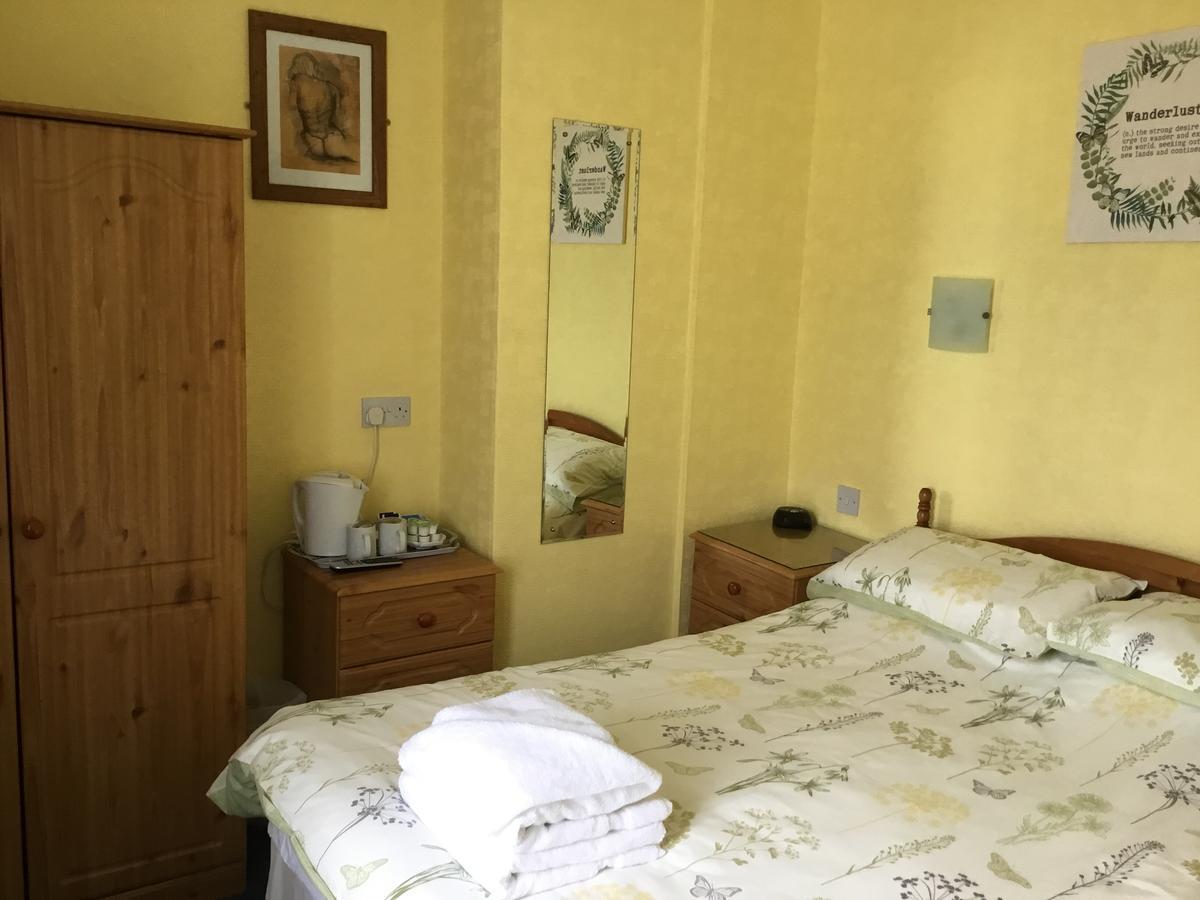 Cavendish House Bed & Breakfast Уеймут Екстериор снимка
